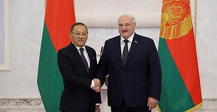 Александр Лукашенко принял верительные грамоты послов 11 зарубежных стран