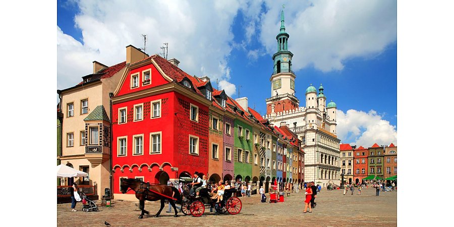 Изменились правила подачи заявлений на визу в Польшу