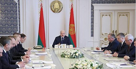 За сахар идет "война". Александр Лукашенко поручил вырастить в Беларуси 5 млн т сахарной свеклы