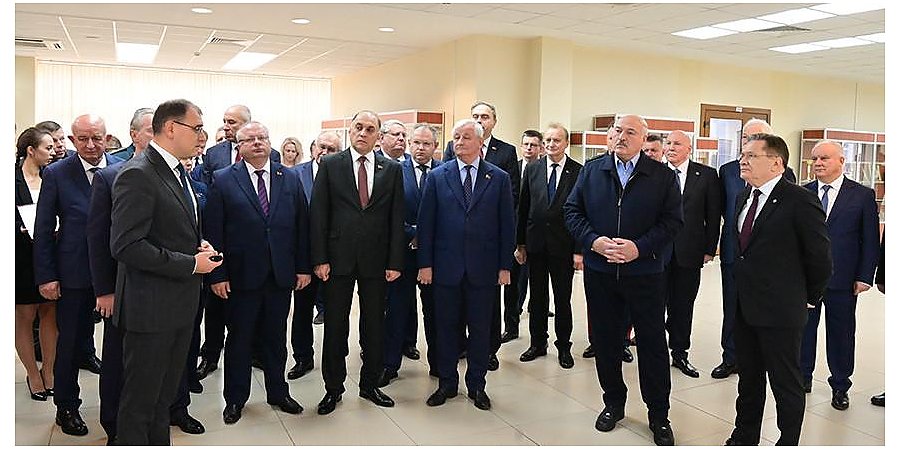 Александр Лукашенко посетил БелАЭС