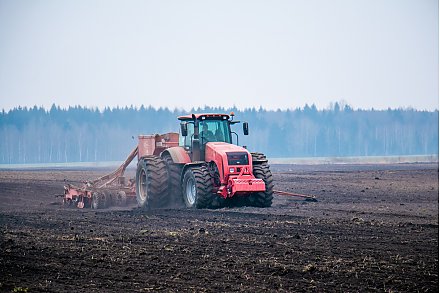 Профсоюзы проверяют готовность сельхозпредприятий к весенне-полевым работам