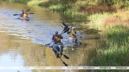 Более 100 спортсменов собрал международный водный гребной марафон "Августовский канал-2026"
