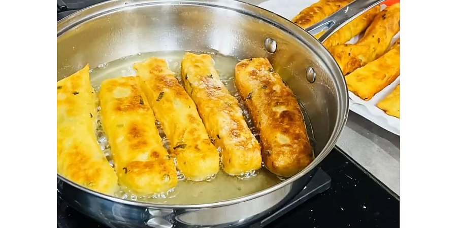 Ароматные и мягкие: рецепт жареных пирожков с картошкой и зеленым луком