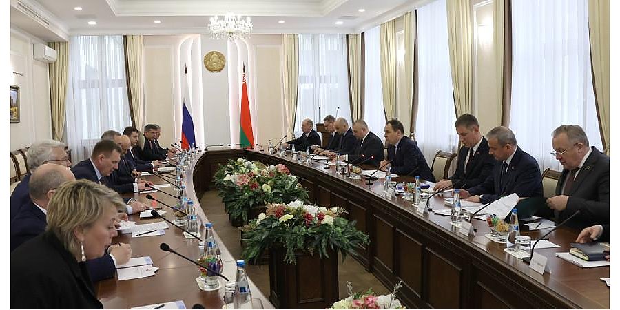 Строительство, промкооперация и АПК. Роман Головченко о приоритетах сотрудничества с Калужской областью