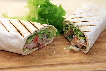 Экспериментируем с лавашом. Шаурма по-домашнему