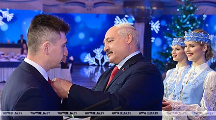 Александр Лукашенко в кадре и за кадром: какой он? Ветеран пула Первого о работе рядом с Президентом
