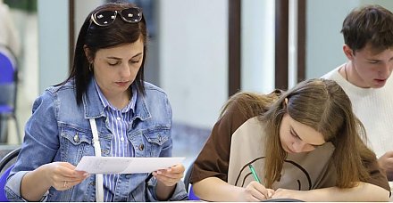 В вузах Беларуси стартовал основной прием документов от поступающих