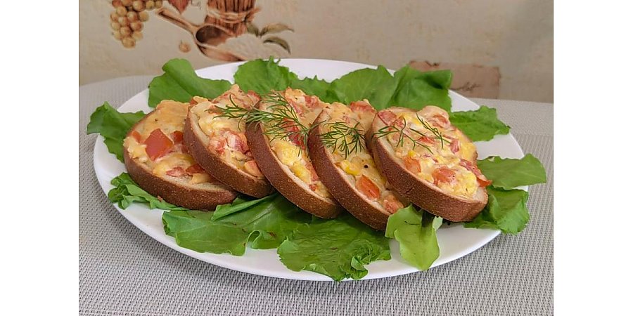 Вкусные горячие бутерброды: простое угощение с изюминкой