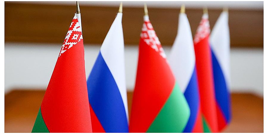 Александр Лукашенко направился с рабочим визитом в Россию