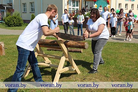 Кто на селе властелин? На Вороновщине в рамках районного этапа республиканского сельскохозяйственного проекта «Властелин села-2022» определили лучшую семью