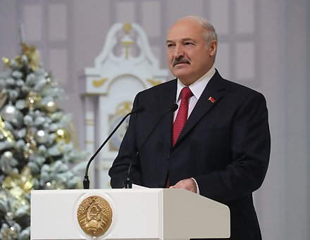 "Вы - главное достояние Беларуси" – Александр Лукашенко принял участие в благотворительном празднике для детей