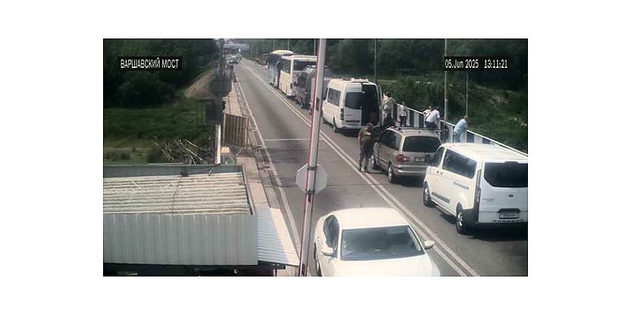 Польская сторона прекратила принимать автобусы