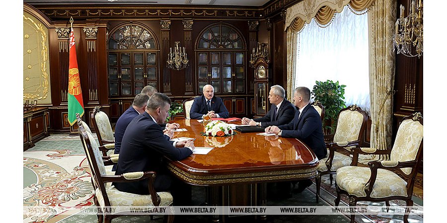 Посол в России, замглавы Администрации и министр лесного хозяйства. Подробности кадрового дня у Александра Лукашенко