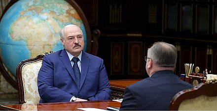 Тема недели: Контроль за ценами и зарплаты в конвертах - Александр Лукашенко принял с докладом главу КГК