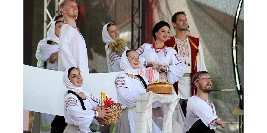 Свислочь готовится к юбилею «Бацькавай булкі»