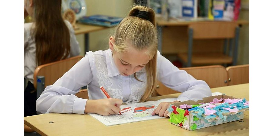 "Школа должна стать центром появления креативных инициатив". Заместитель председателя облисполкома Виктор Пранюк встретился с гродненскими школьниками в рамках проекта «ШАГ»