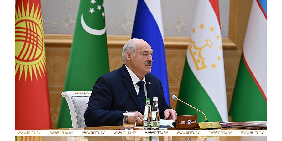 Александр Лукашенко призвал к серьезным шагам в СНГ по укреплению единства, прежде всего в экономике