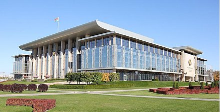 "Что говорит народ?" Александр Лукашенко провел рабочую встречу с Натальей Кочановой