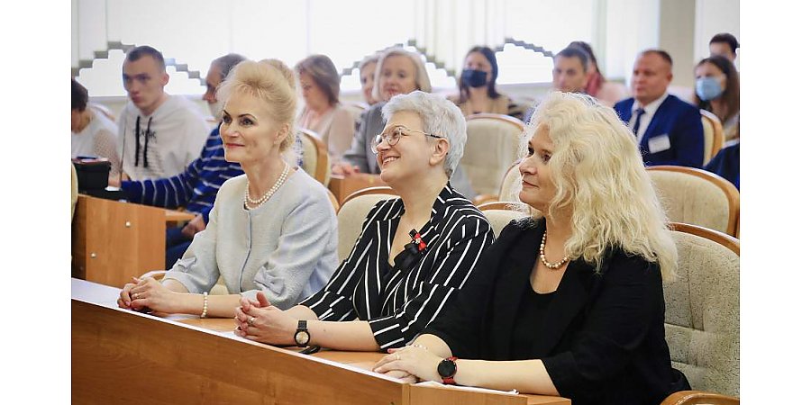 «Педагогический Оскар» вручили лучшим работникам системы образования в Гродно