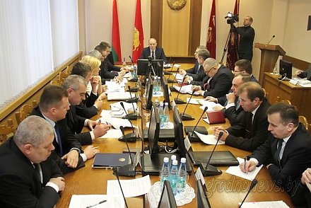 На заседании областного исполнительного комитета обсуждены итоги социально-экономического развития области в минувшем году и задачи на 2017-ый