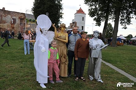 Фестываль “Гальшанскі замак” сабраў ля сваіх сцен аматараў гісторыі і сярэднявечнай культуры