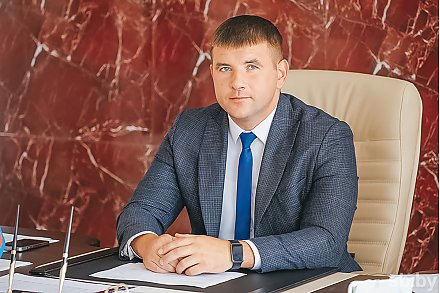 Под знаком золотого льва