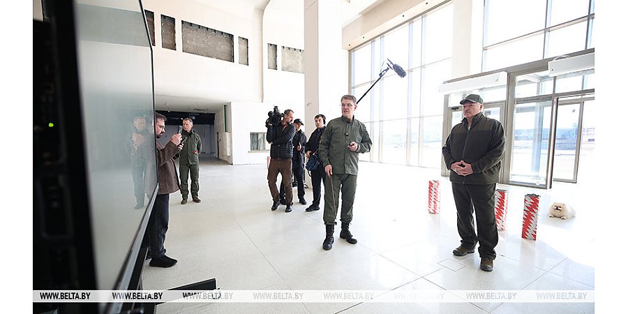 Александр Лукашенко об экспозициях Национального исторического музея: действовать оптимально, но не скупиться