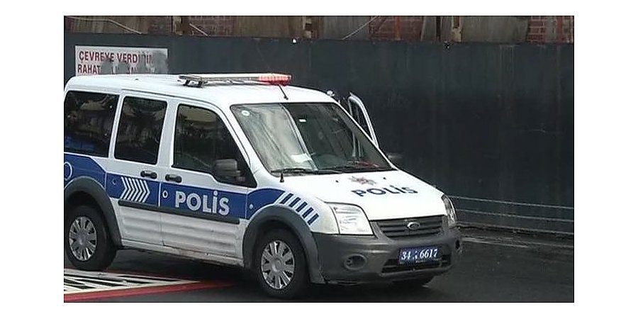 В Стамбуле обстреляли офис партии Эрдогана