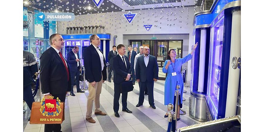 Чрезвычайный и Полномочный Посол Беларуси в КНР и Генеральный консул Беларуси в г. Шанхае с рабочим визитом посещают Гродно