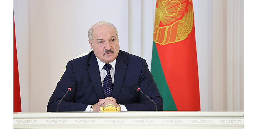 "Экономика - наиважнейший вопрос" - Александр Лукашенко раскрыл подробности переговоров с Путиным в Сочи