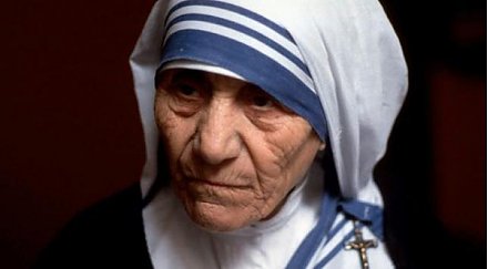 Мать Тереза причислена к лику святых