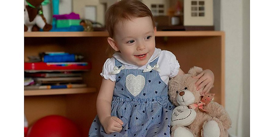 Рита Юшкевич из Лиды нуждается в дорогостоящем уколе, чтобы победить спиральную мышечную атрофию