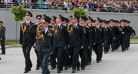 Век ОПЕРАтивно несут службу