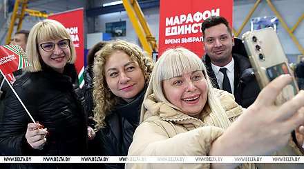 "Погрузить город в атмосферу праздника". "Марафон единства" приехал в Витебск