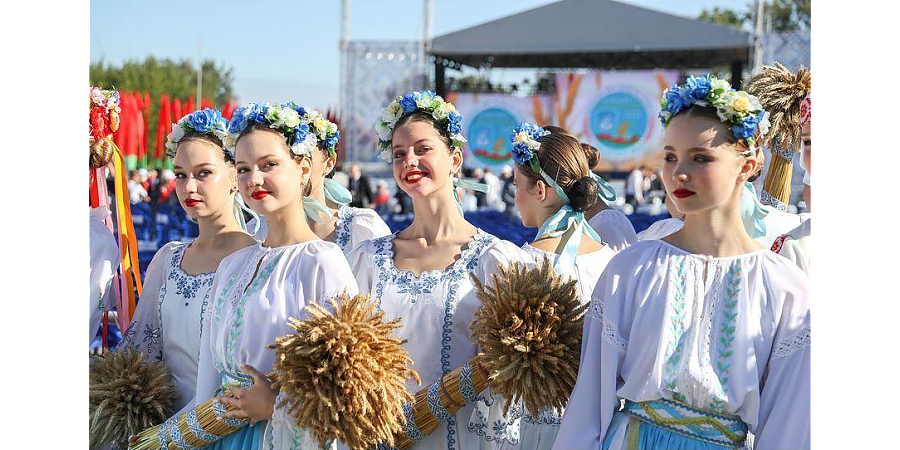 «Дажынкі» встречаем богатым урожаем. Рассказываем, с какими результатами Гродненщина подошла к главному празднику тружеников села