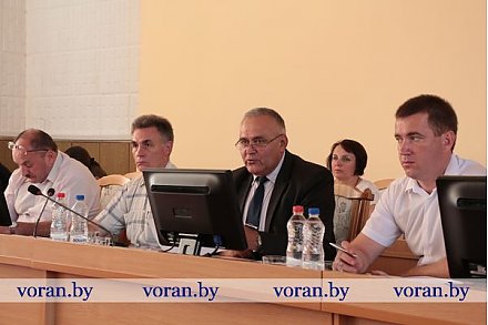 Итоги социально-экономического развития Вороновского района в первом полугодии были рассмотрены на заседании районного исполнительного комитета