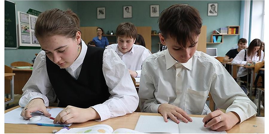 Около 6000 учащихся Гродненской области зарегистрировались для участия в первом ЦЭ