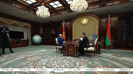Александр Лукашенко принял с докладом премьер-министра. Основная тема - повестка предстоящей встречи с Путиным