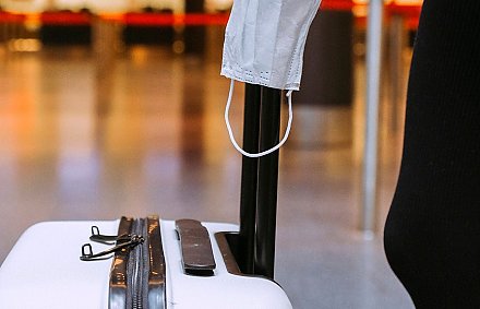 Кому не нужно соблюдать самоизоляцию после прибытия в Беларусь?