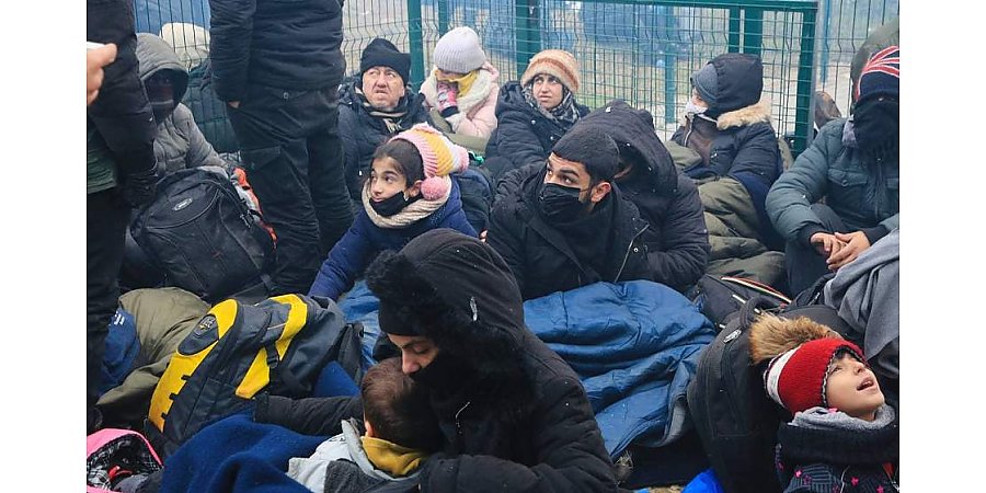 ГПК: более двух тысяч беженцев продолжают находиться в пункте пропуска "Брузги"