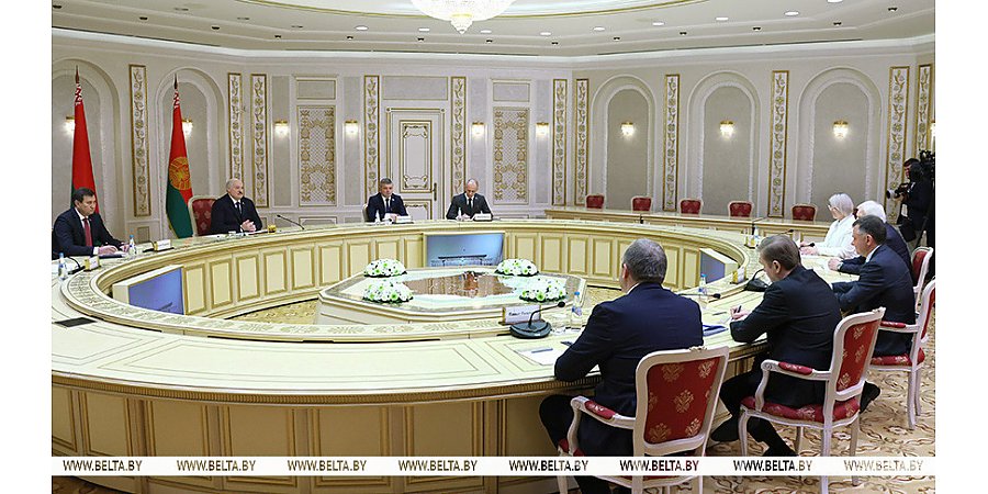 Александр Лукашенко: Беларусь будет вести диалог с Россией по строительству новой АЭС 