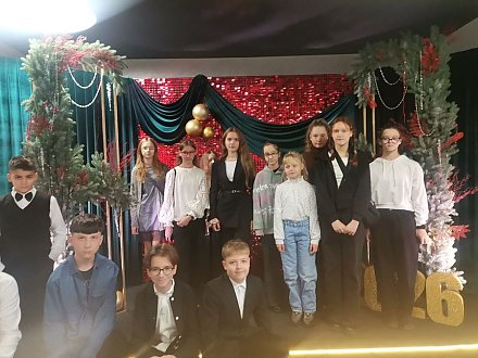 На губернаторской елке в Гродно побывали семнадцать школьников Вороновского района