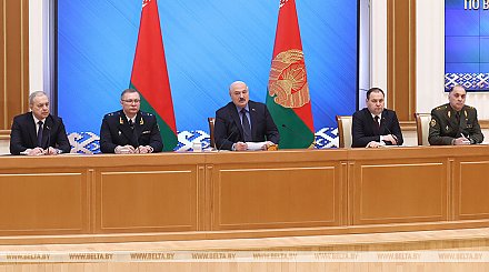 Александр Лукашенко собрал совещание с силовым блоком Беларуси и рассказал о причинах