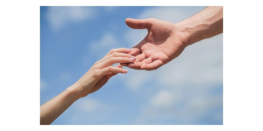 Нужна психологическая помощь? Звоните 170!