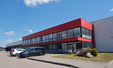 В Лидском районе реализуется инвестпроект по выращиванию индейки. Первые партии мяса уже появились на прилавках магазинов под маркой «Индейка из Лиды»