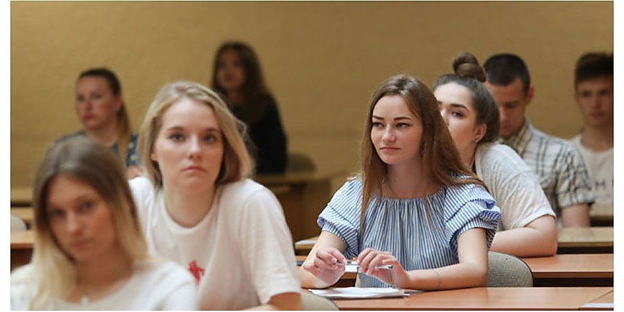 На ЦТ по обществоведению 100 баллов набрали 19 абитуриентов