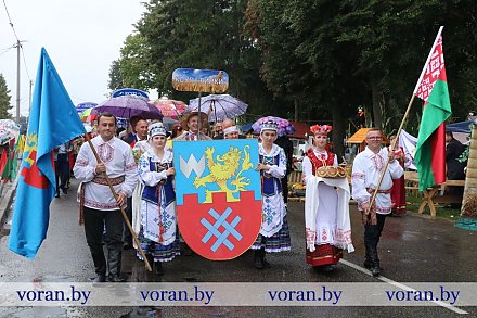 Праздник собрал друзей. Поздравления и награды — к 485-летию г.п. Вороново и районному фестивалю-ярмарке тружеников села «Дажынкі-2021»