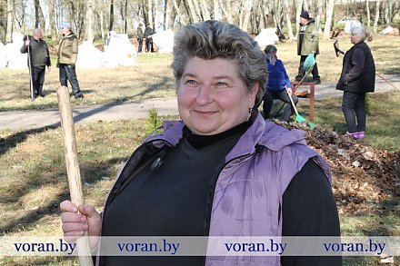 Анна Юшко, педагог Погородненской СШ: "Дружные трудовые десанты стали традицией разных поколений"