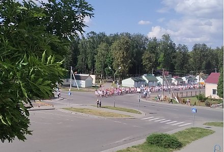 Мирные акции солидарности проходят в регионах