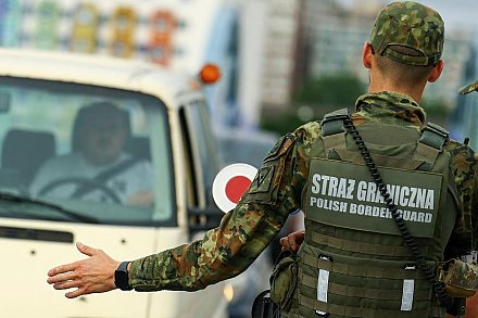 Пограничное состояние: Почему Польша ввела погранконтроль с соседями по Евросоюзу и при чем здесь мигранты